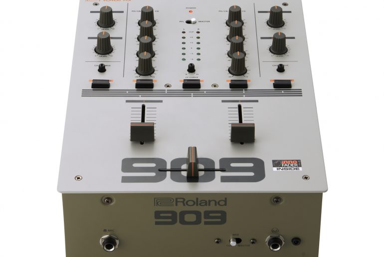 Roland Announces TT-99 Turntable u0026 DJ-99 Mixer