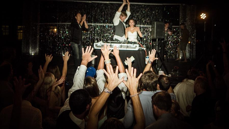 Intros Outros Djs Recall The Bridal Party Entrances That Rocked